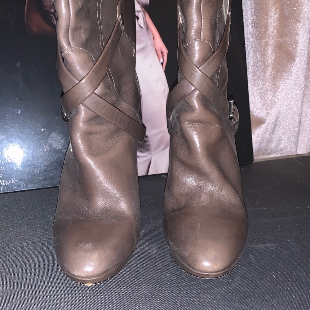 Beautiful Designer Thigh High Genuine Leather Boots/Sole Brown, Size 10/41.